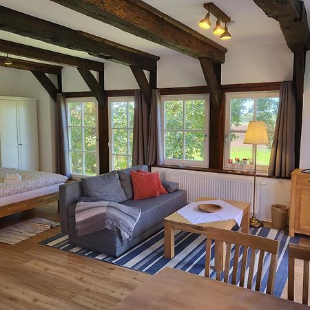 Altes Backhaus Bauernhof Vogel Apartment Rohrsen Bagian luar foto
