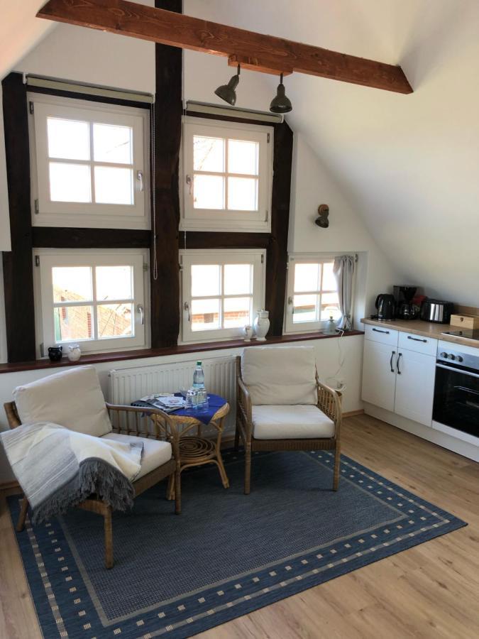 Altes Backhaus Bauernhof Vogel Apartment Rohrsen Bagian luar foto