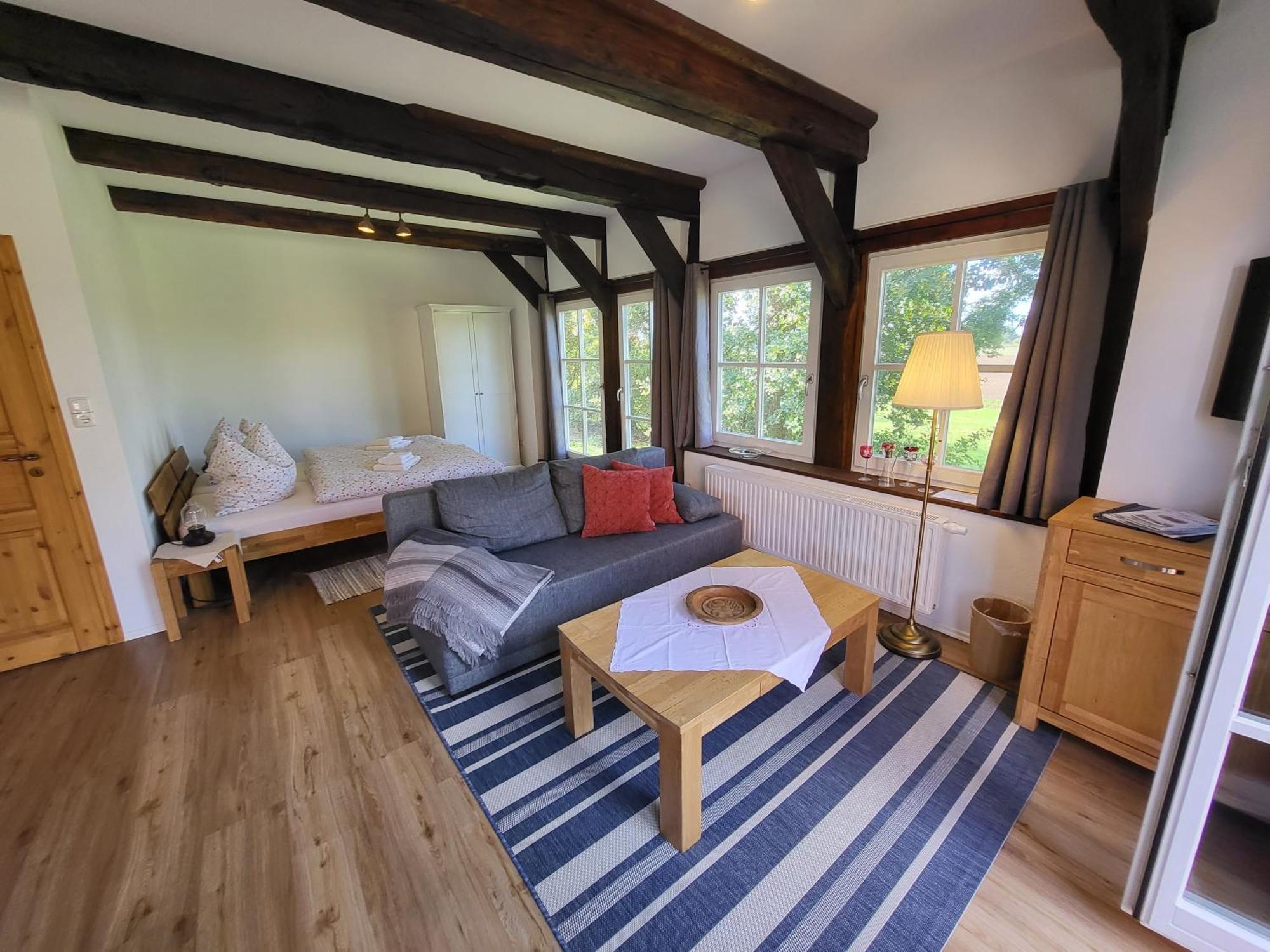 Altes Backhaus Bauernhof Vogel Apartment Rohrsen Bagian luar foto